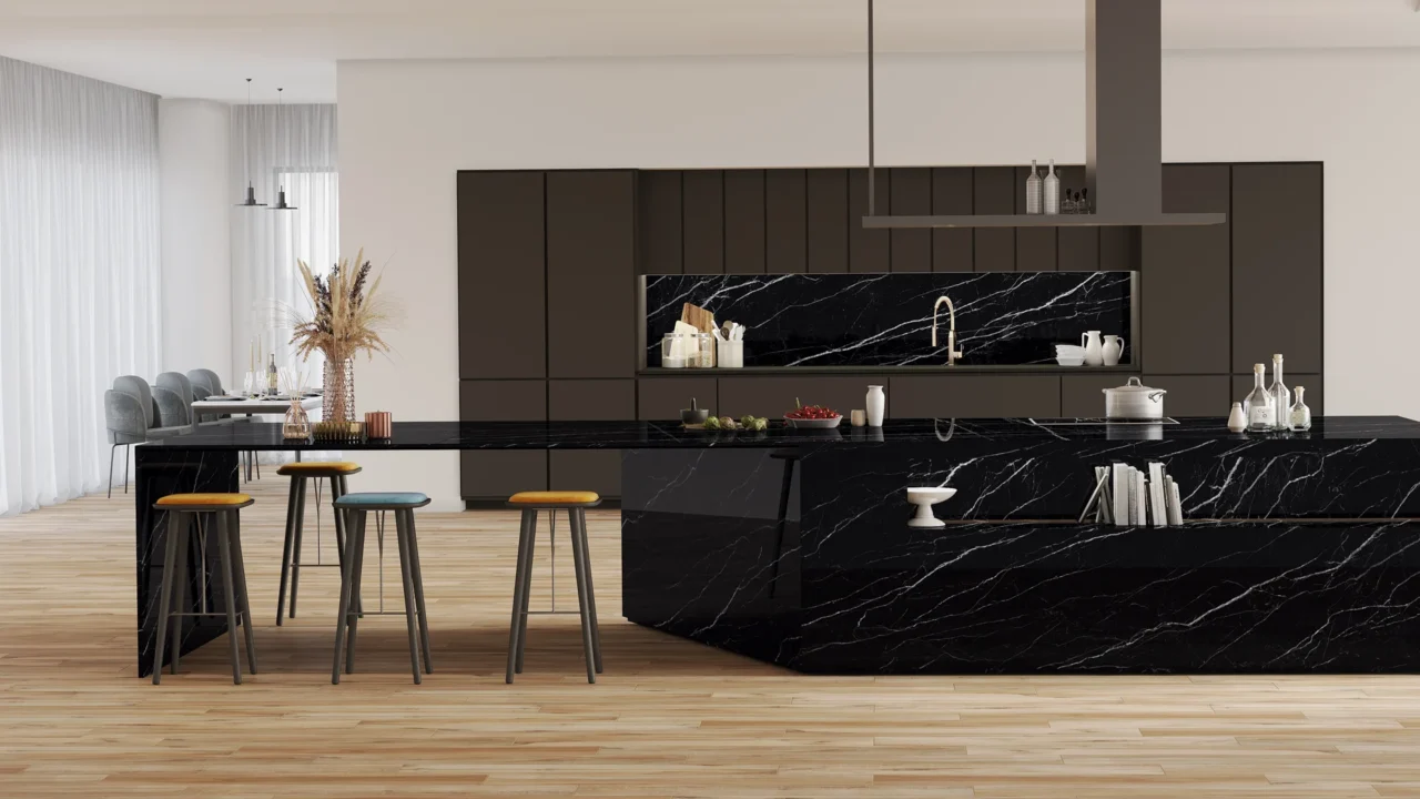 שיש שחור NERO MARQUINA במטבח — שיש ניר צבי